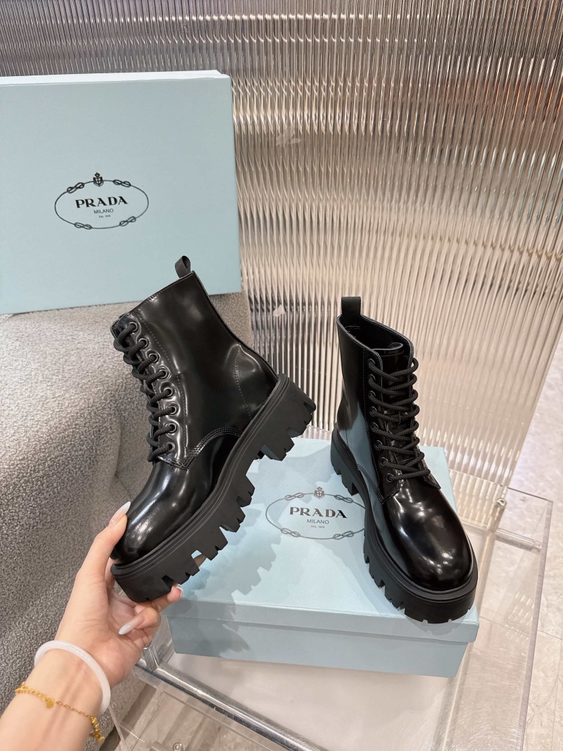 Pra*a boots